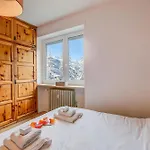 Apartment Starkeeper - Happy