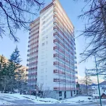 Apartment Starkeeper - Happy