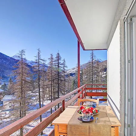 Starkeeper Base With Balcony Views - Happy Appartamento